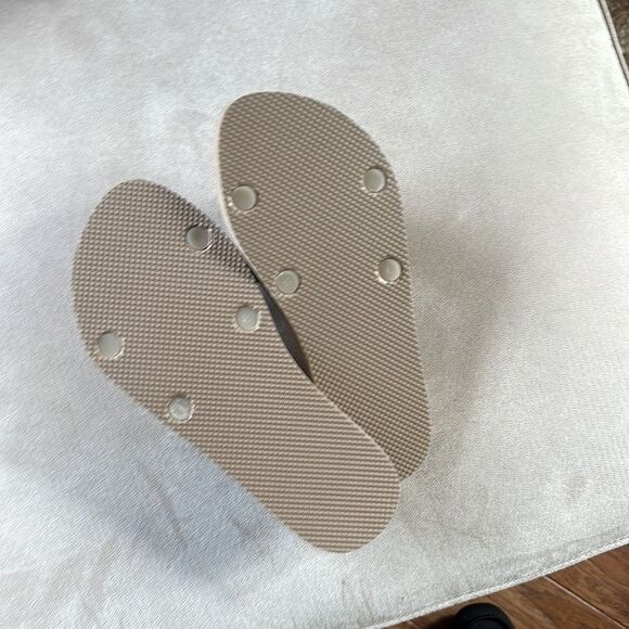 Old Navy Animal Print slip ons - Picture 8 of 9